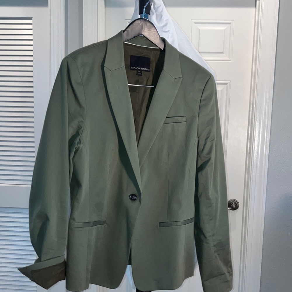 Banana Republic Woman's Olive Green Single-Button Blazer, 14